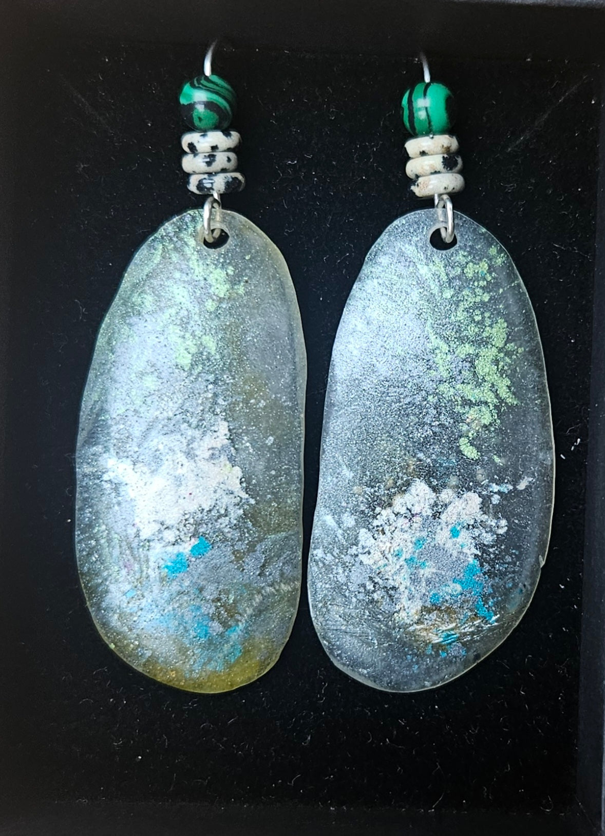 Sea shimmer Pebble form earings